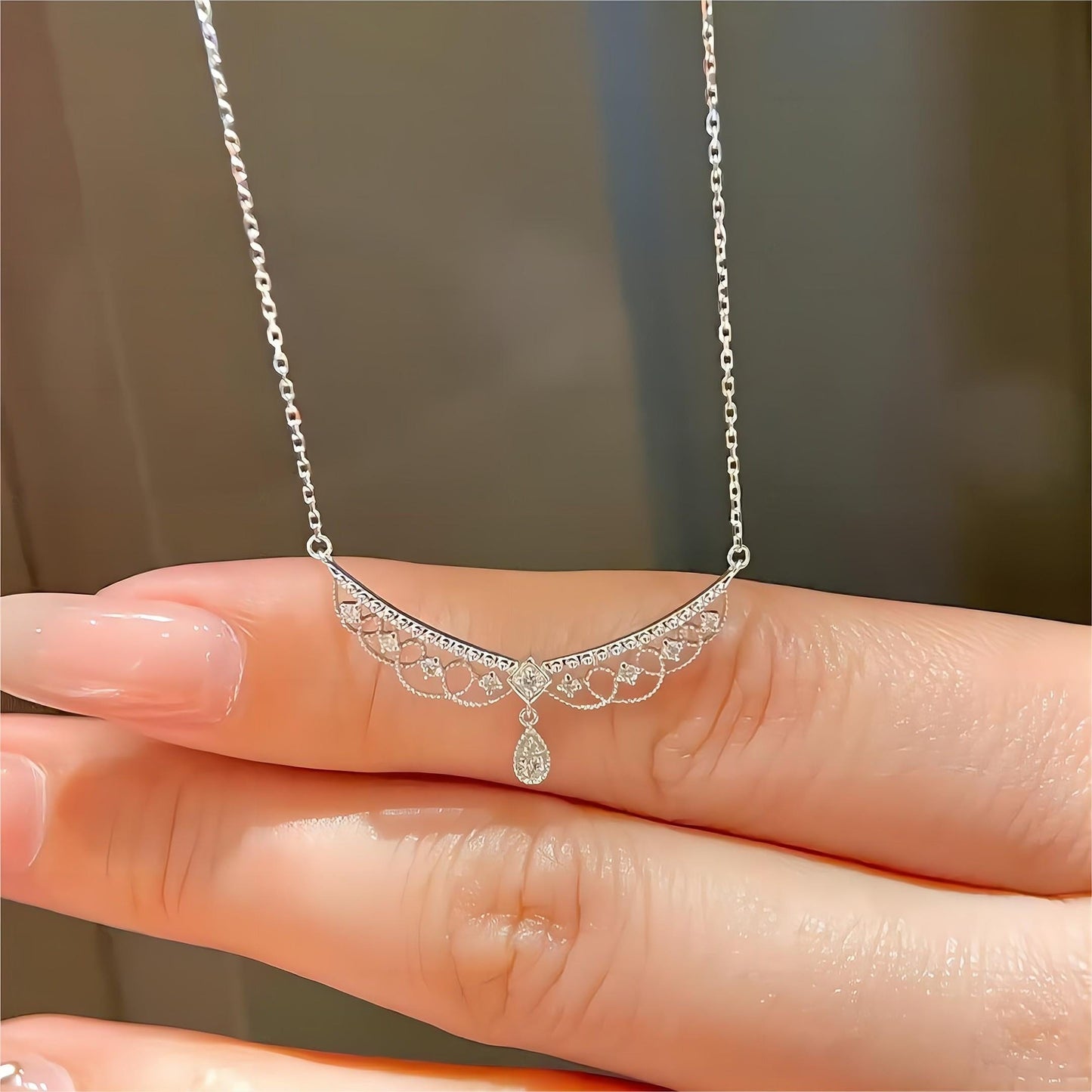 Lace Hollowed-out Pattern Cubic Zirconia Inlaid Chain Necklace