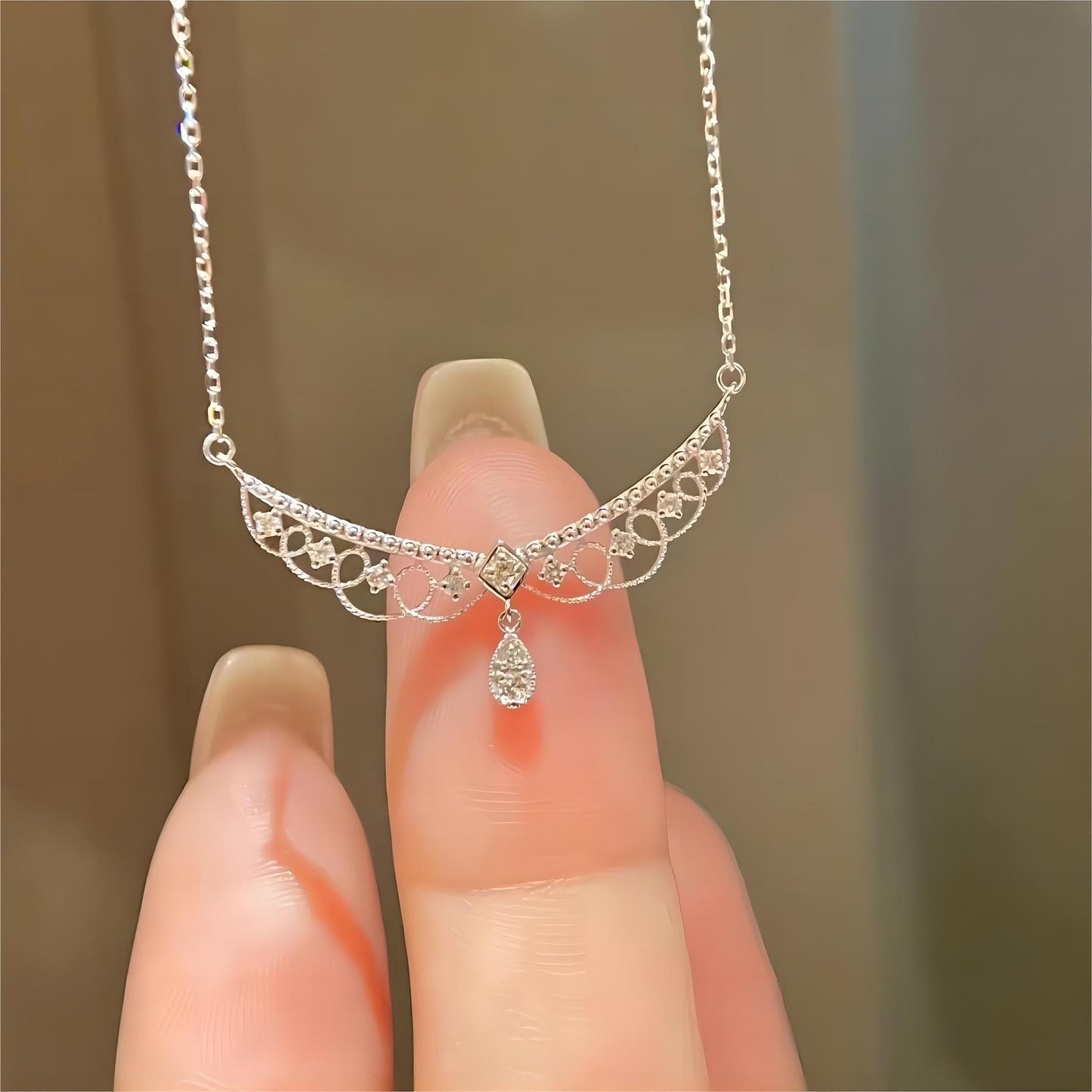 Lace Hollowed-out Pattern Cubic Zirconia Inlaid Chain Necklace